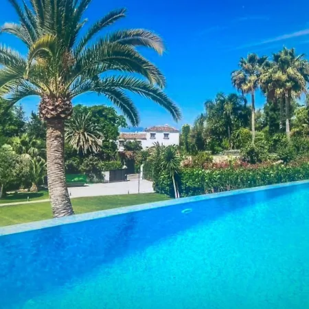 La Propiedad Esta Ubicada En Hill Club Villa